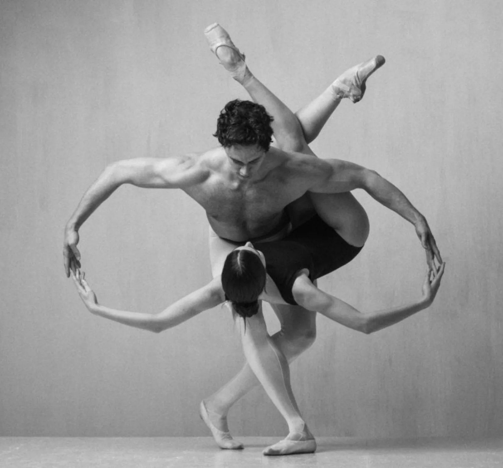 Kealan McLaughlin in the studio — photo Albert Kerstna