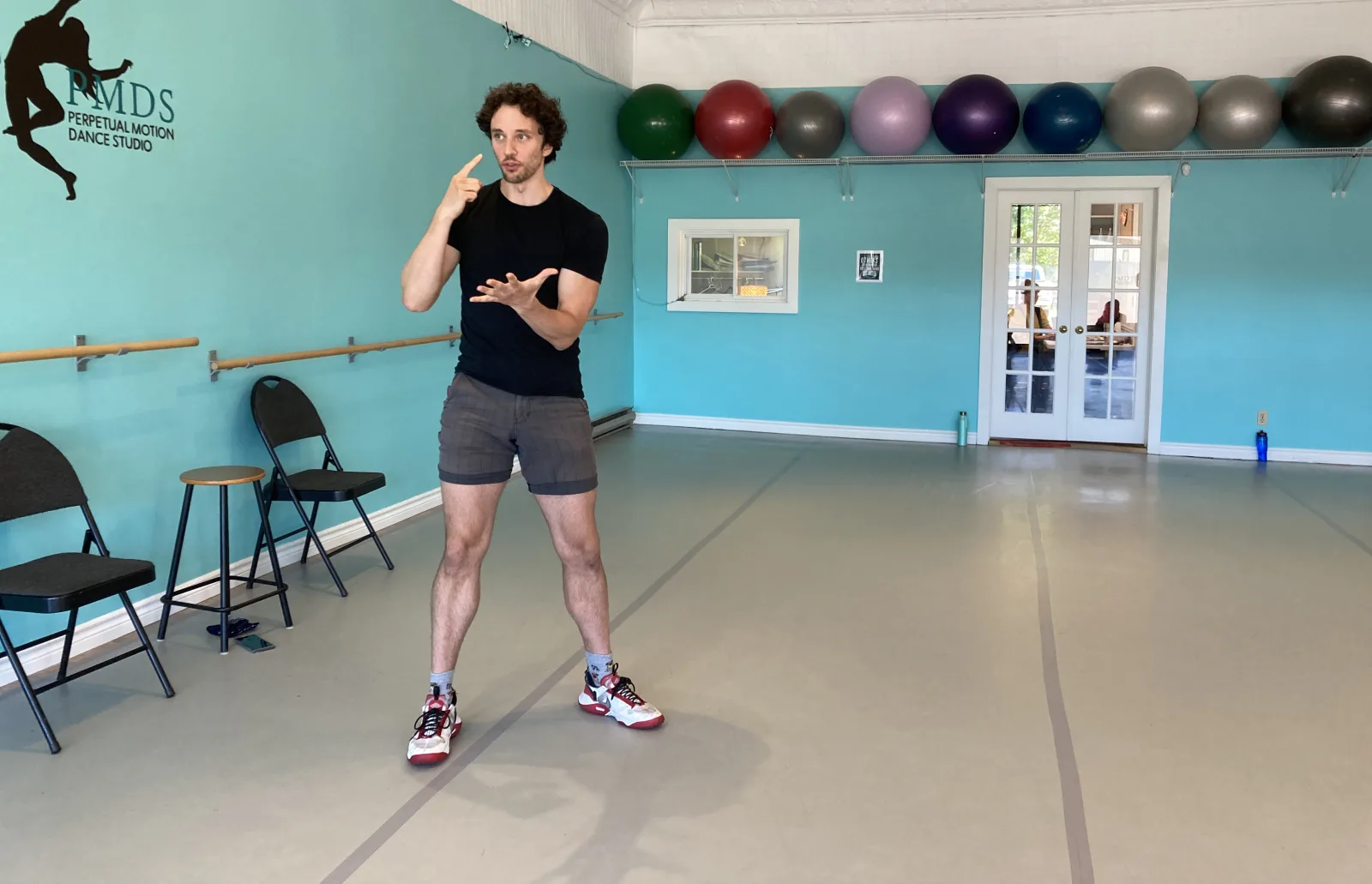 Kealan McLaughlin coaching in the studio
