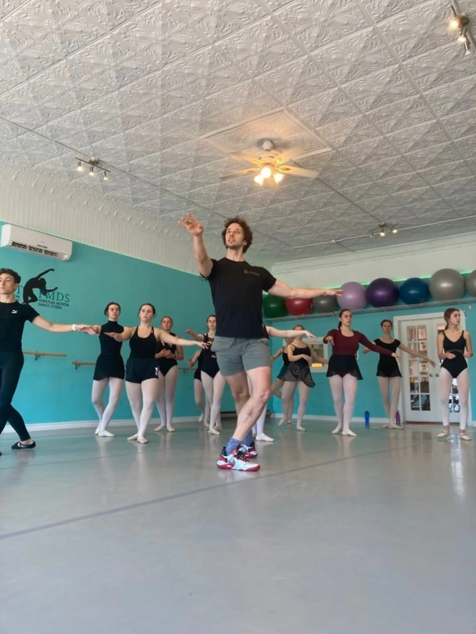 Kealan McLaughlin teaching class at Perpetual Motion Dance Studio